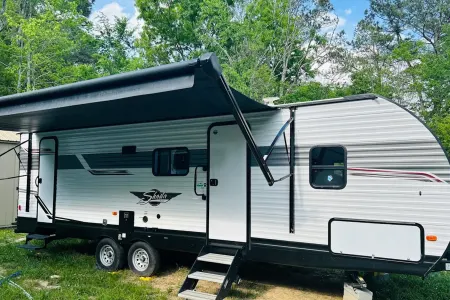 Your Cozy Getaway - 2022 Shasta Oasis 26DB