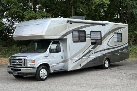 Luxury Jamboree GT Ready to Roll!