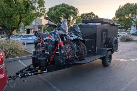 Adventure Trailer « Bearlander » bikes hauler