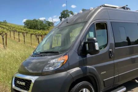 Jayco Swift 20T – Ready-to-Roam RV