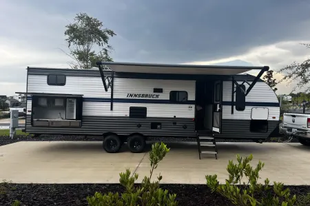 Florida - 2022 Gulf Stream Innsbruck 2 bedroom