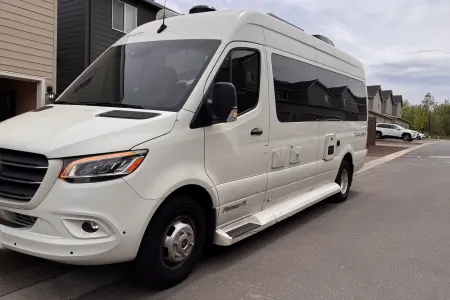 Mani's ClassB Motorhome