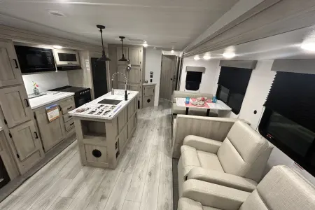 2024 Della Terra 292mk