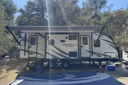 Heartland Double Slide Bunk House w/Generator