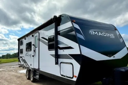 "Rocky's Retreat" Grand Design Imagine 23BHE Bunkhouse with private master