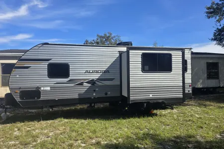 Discovery on Trailer, Best Price!!!
