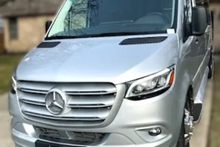2023 Mercedes 3500 XD