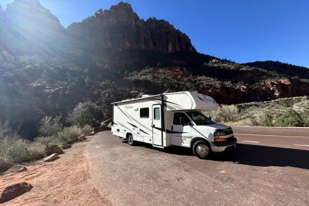 Legacy Continuum, LLC 2019 Coachmen Freelander 23FS