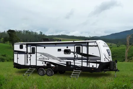 4 Season Adventure-Ready Timber Ridge-Cozy, Fully Stocked and Easy Setup