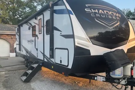 2020 Shadow Cruiser 325BHS