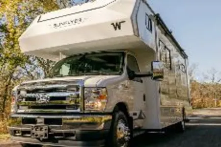 2027 Sunflyer 26FE - WM7003