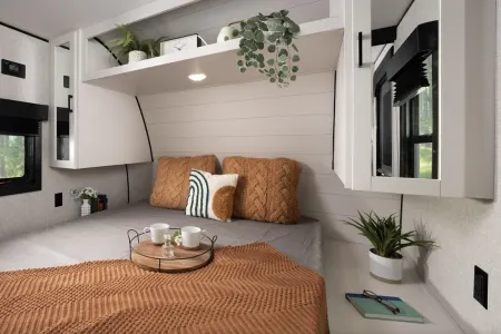 Irma's Open Range Conventional 26BHS W/Solar Family & Pet Friendly~ :)