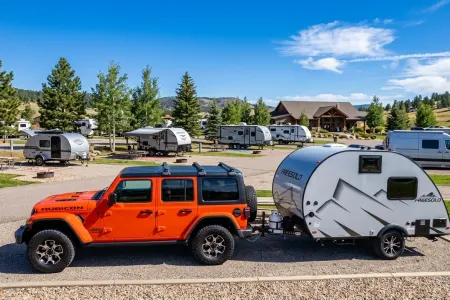 T2 - 2022 Braxton CreekFree Solo Romo - STARLINK WiFi Equipped!EZY-TOW-ULTR