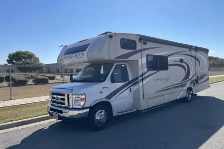 Coachmen Leprechaun