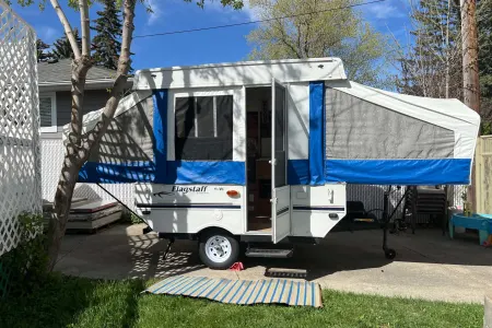 2006 Flagstaff Tent trailer pop up