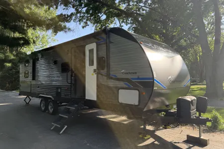 The Adventure Lodge | Premium Family Travel Trailer