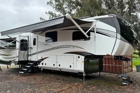 2023 Jayco North Point 377RLBH