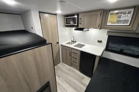 Adventure-Ready Coleman 13B | Sleeps 4 | Easy Tow | Family-Friendly