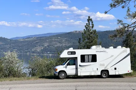 SunRoamer – Go Anywhere. Stay Anywhere.