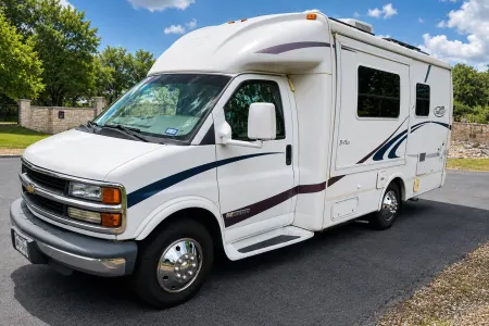 Easy to Drive, Clean, and Cozy! Save $50 with promo code: JUNIER019028