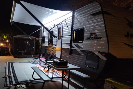 Travel Trailer RV