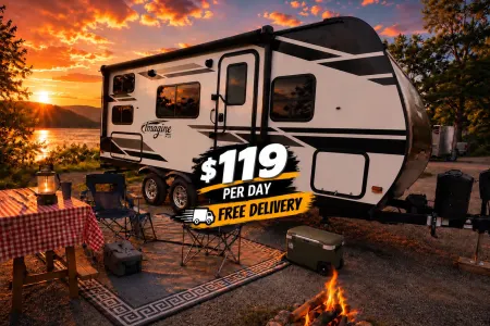 Richmond Family Camper | FREE Delivery to Pocahontas | Sleeps 6