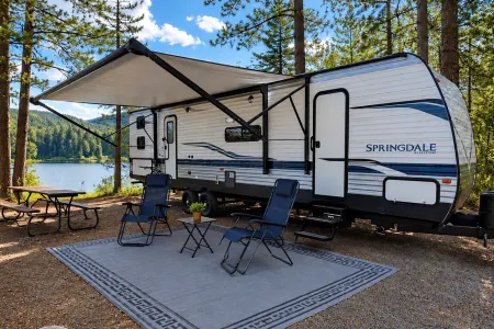 Keystone Springdale | 1.5 Baths | Private Bunkhouse