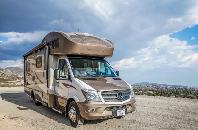 Model V - Mercedes Winnebago