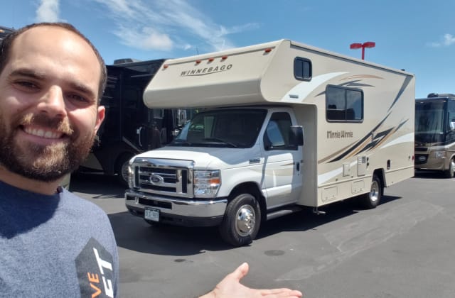 James! Quick Response - 24ft Winnebago Minnie Winnie