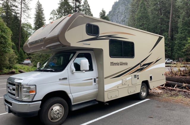 Kraken! Quick Response - 24ft Winnebago Minnie Winnie