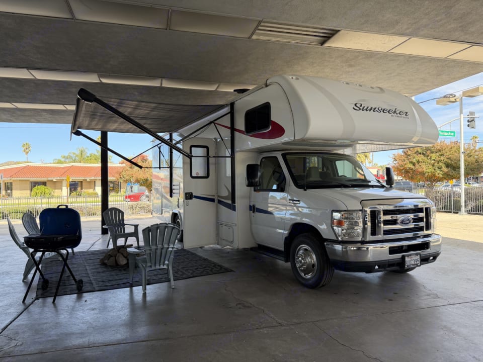 2019 Forest River Sunseeker 2650 rental RV