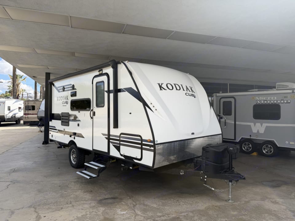 2021 Dutchmen Kodiak Cub rental RV