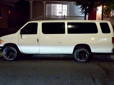 2000 Ford E350 Camper van rental in Los Angeles, CA