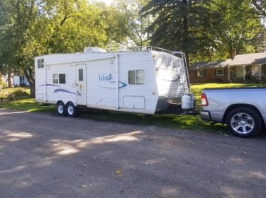 2002 Skyline Nomad Travel trailer Rental in White Lake charter Township