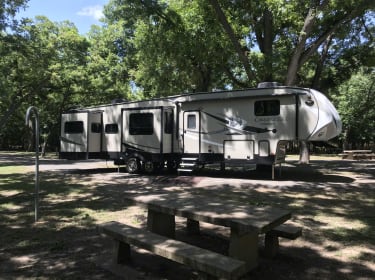 Leakey RV Rentals - best deals in TX