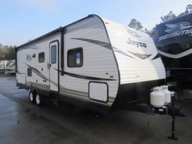 Las Vegas RV Rentals - best deals in NV | Outdoorsy