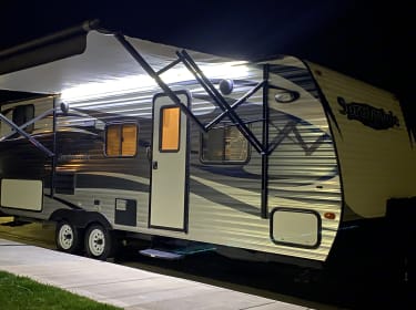 2016 Keystone Springdale Travel trailer rental in St George, UT