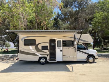 Los Angeles RV Rentals - best deals in CA