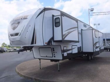 2021 Forest River Sabre Fifth-wheel rental in Springville, UT