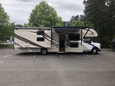 2019 Thor Four Winds Class C rental in Rockville, VA