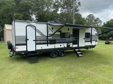 2022 Pioneer BH270 Travel trailer rental in Blackshear, GA