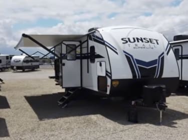 2021 Crossroads RV Sunset Trail Super Lite Travel trailer rental in McHenry, IL