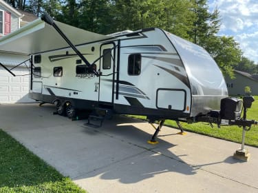 2022 Keystone RV Passport SL Travel trailer rental in Milford, OH