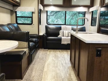 2020 Forest River Impression Fifth-wheel rental in Floresville, TX