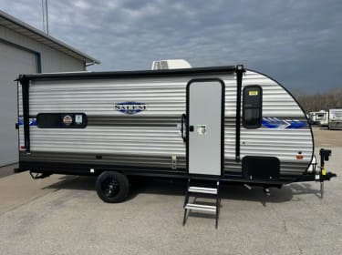 2022 Salem FSX 169RSK Travel trailer rental in Sturgeon Bay, WI