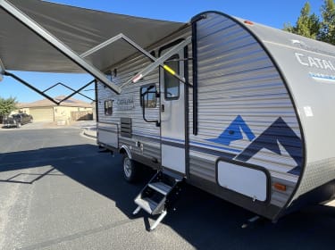 2022 Coachmen Catalina Summit Travel trailer rental in Buckeye, AZ