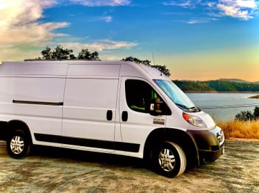 2018 Dodge Ram ProMaster 2500 Camper van rental in Burson, CA