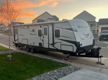 2023 Keystone RV Bullet Ultra Lite Travel trailer rental in Aurora, CO