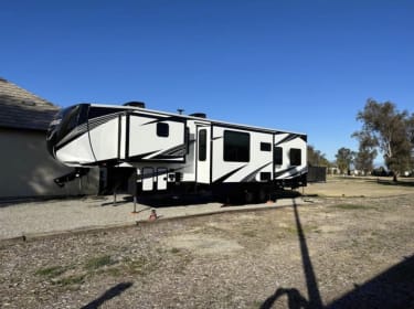 2019 Heartland Torque Toy hauler rental in Bakersfield, CA