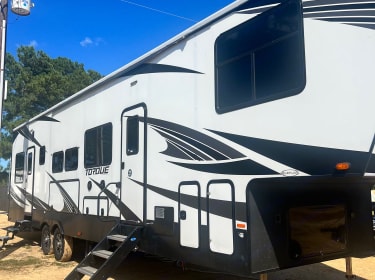 2020 Heartland Torque Toy hauler rental in clayton, NC